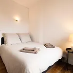 Central Flat 4 Guests - Ile Saint Louis